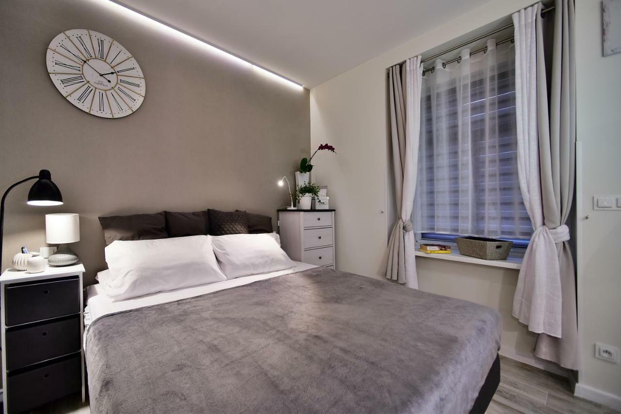 Apartamenty Sjesta Centrum Kudowa Zdroj Exterior photo