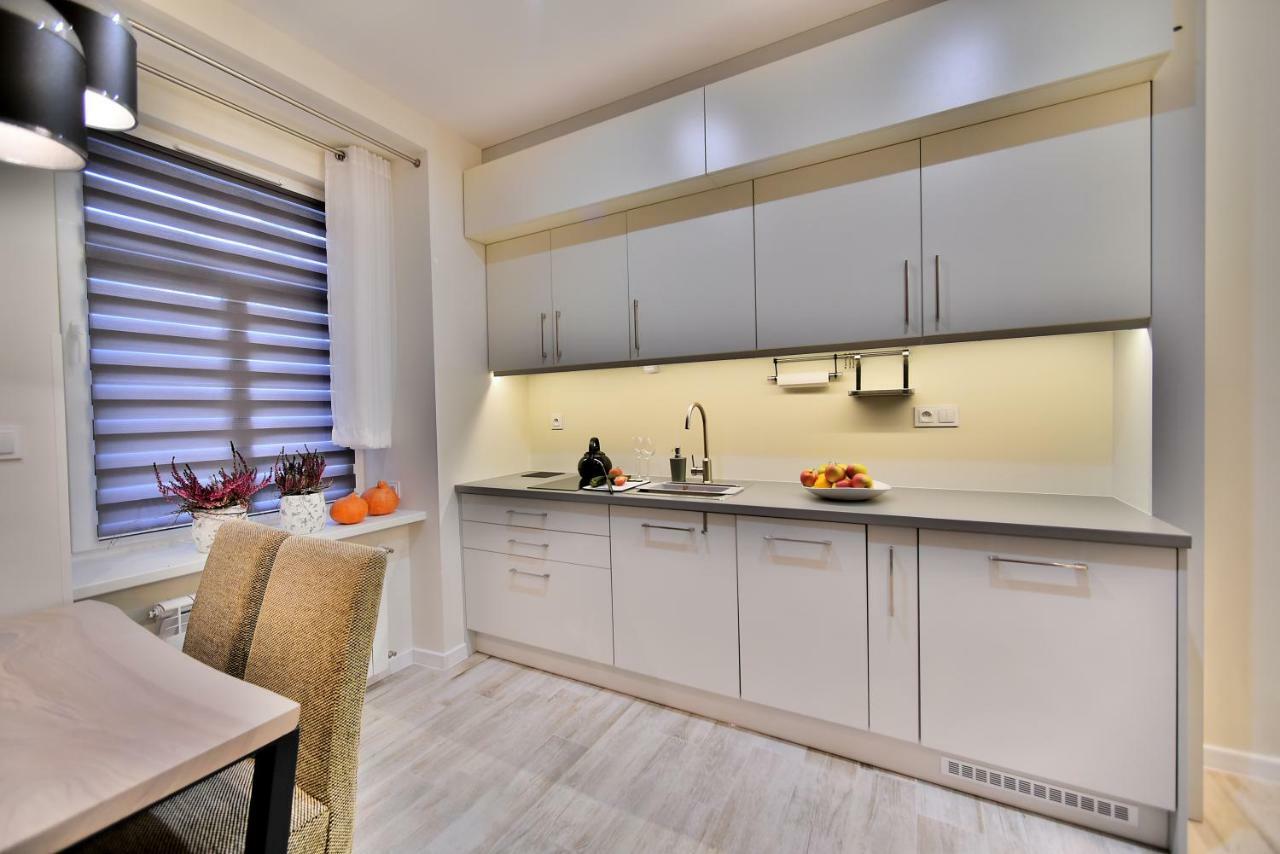 Apartamenty Sjesta Centrum Kudowa Zdroj Exterior photo